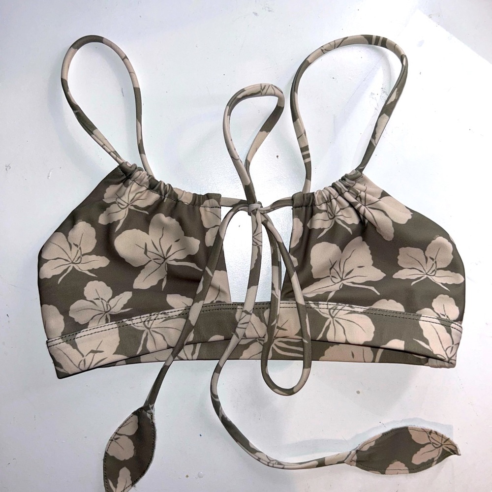 TRADED Benoa Swim Butterfly Ginger Top